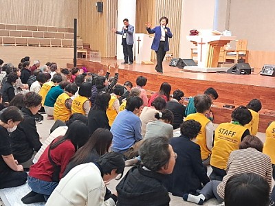 ‘열리는 계시록’ 사순절 특별 세미나…영적 각성과 성령의 임재 가득