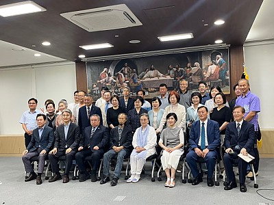 이요한 작가의 성화 전시, 서울시청 의회에서